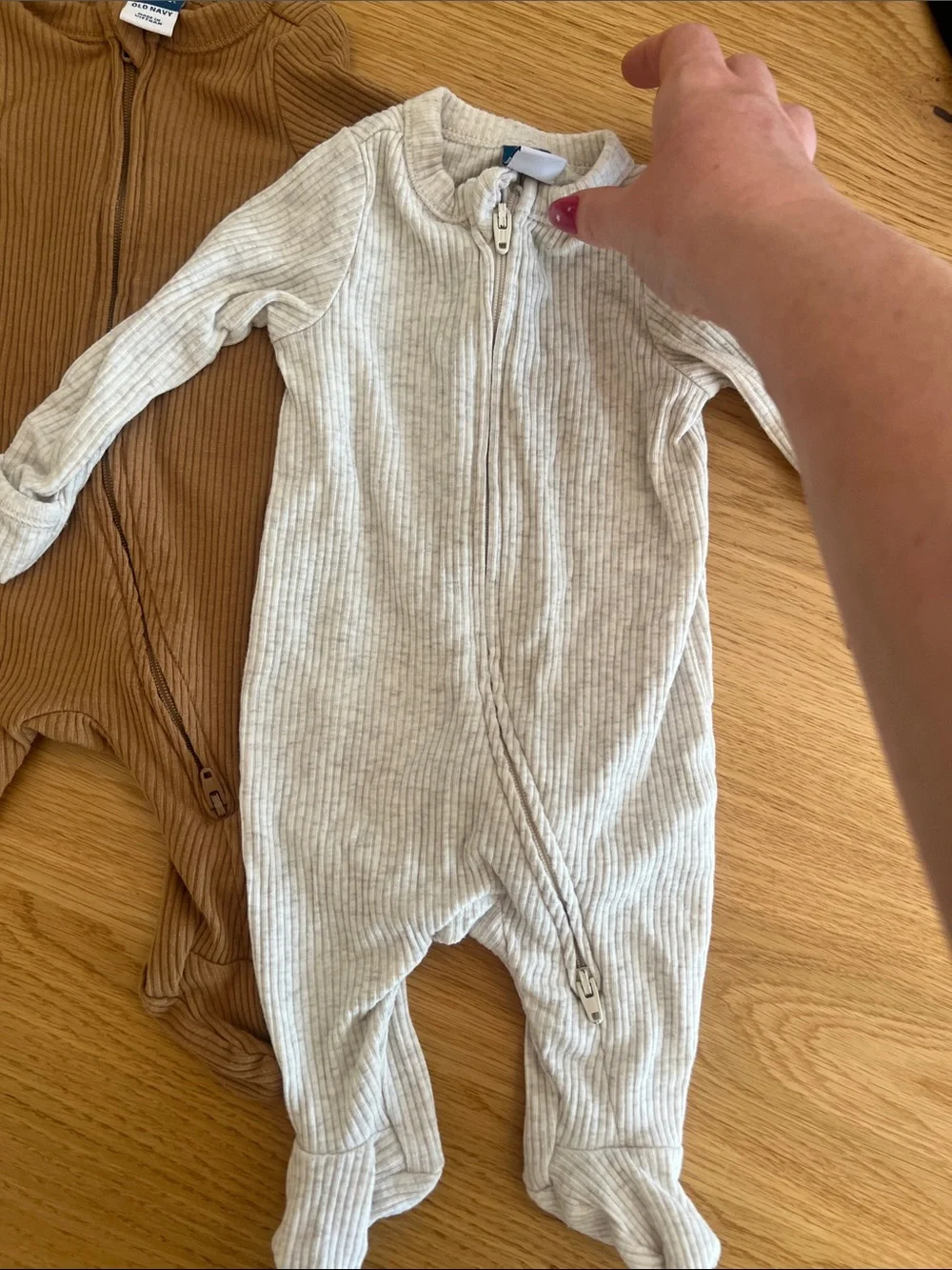 Old Navy Ribbed Footed Zipper One-Piece Set - Cream & Brown